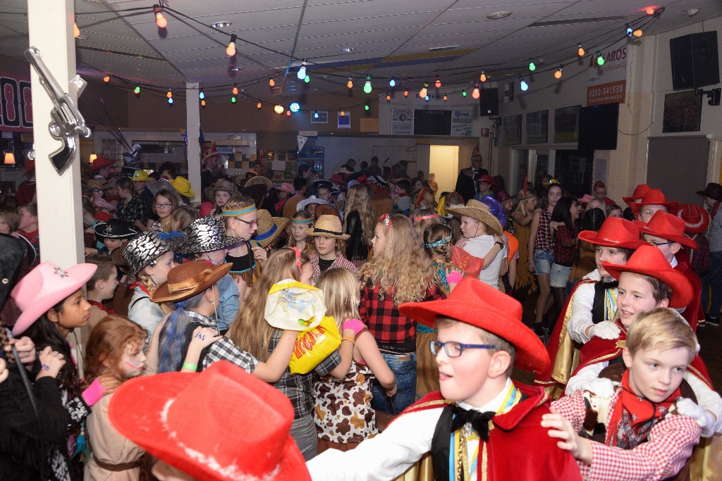 ../Images/Jeugddisco Wild wild west 047.jpg